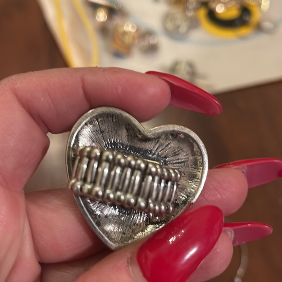 Black & silver rhinestone heart stretch band ring nwot - Picture 5 of 5